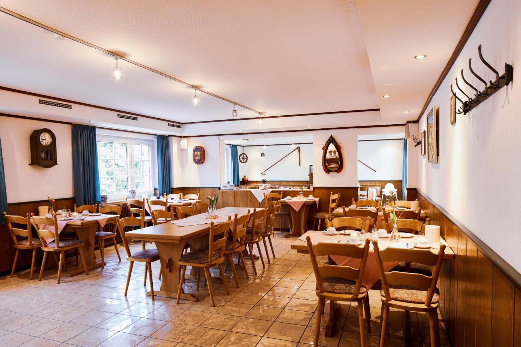 Landgasthof & Hotel Jossatal Breitenbach am Herzberg ภายนอก รูปภาพ